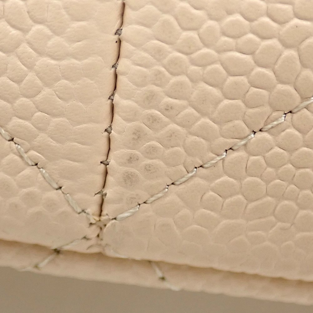 Chanel W flap chain shoulder bag Matelasse 30 Women's Beige Caviar Skin A5860... - Picture 6 of 10